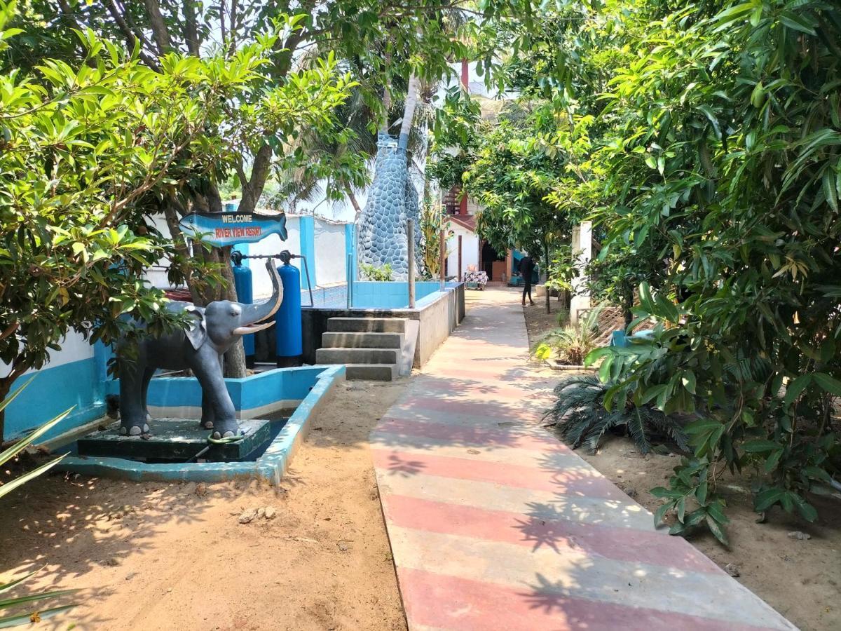 Victoria'S River View Resort Pondicherry Esterno foto