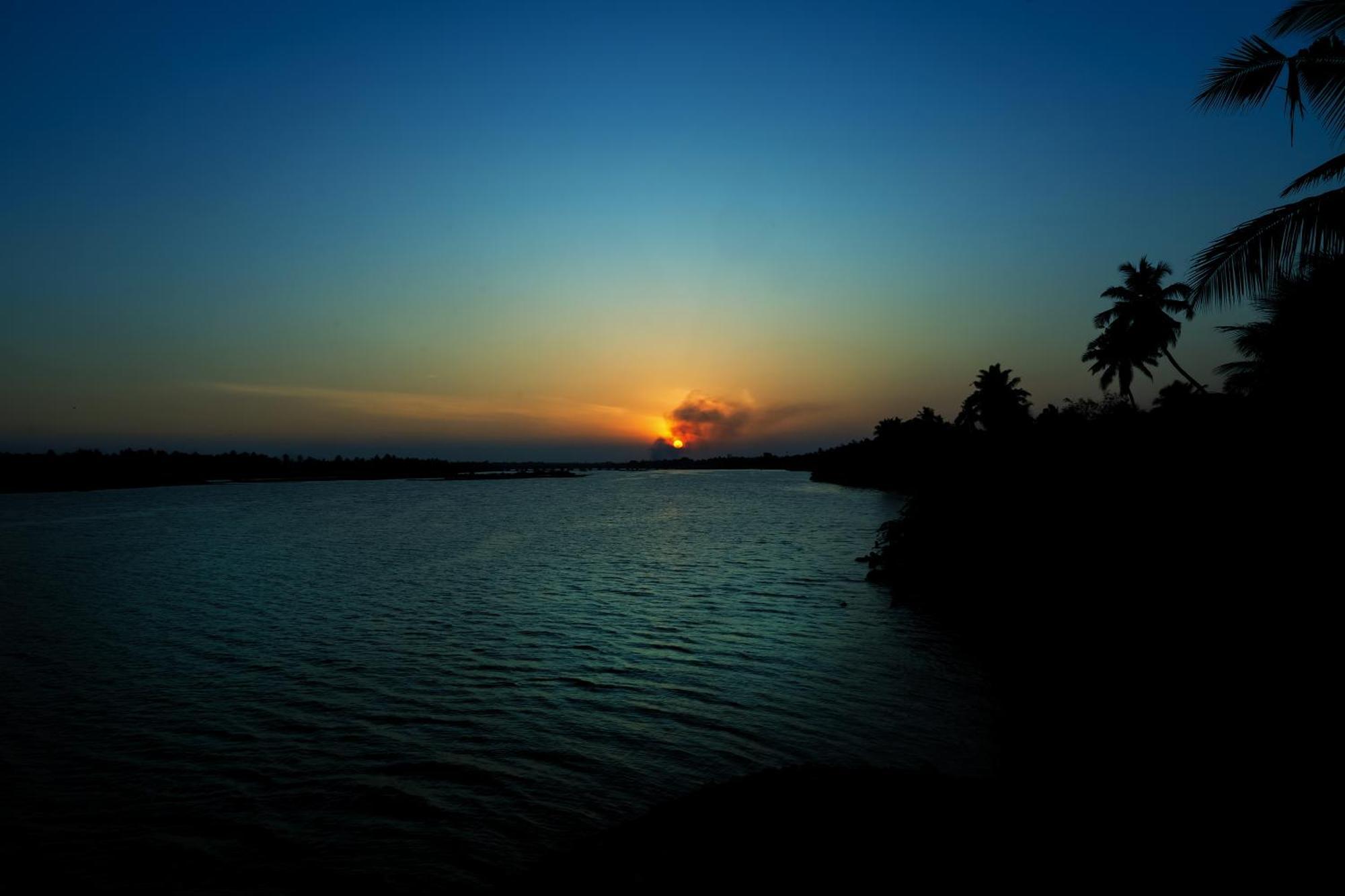 Victoria'S River View Resort Pondicherry Esterno foto